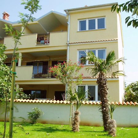 Apartment Nina روفينج المظهر الخارجي الصورة